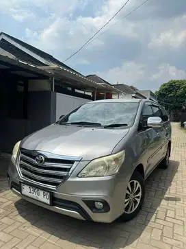 Kijang Innova 2.0 G AT 2015