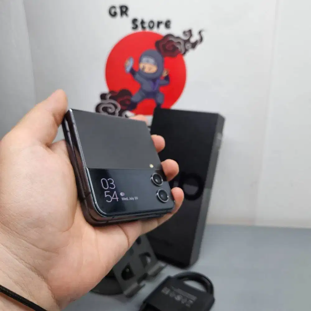 Samsung Galaxy Z Flip 4 8/256 Black Fullset