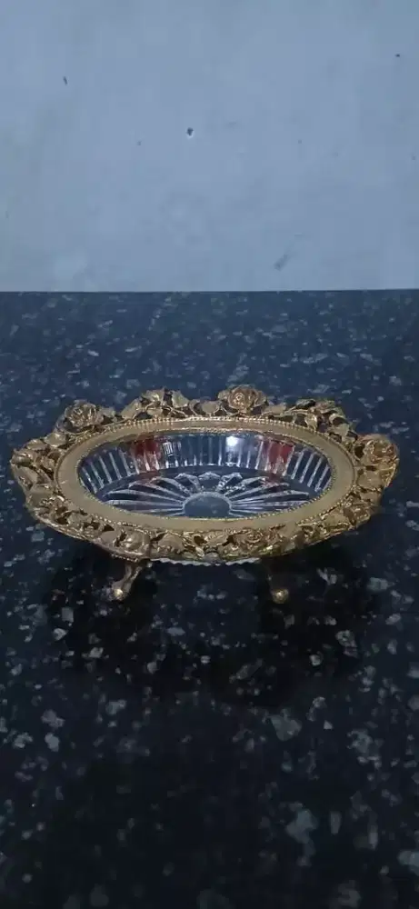 Pajangan Crystal