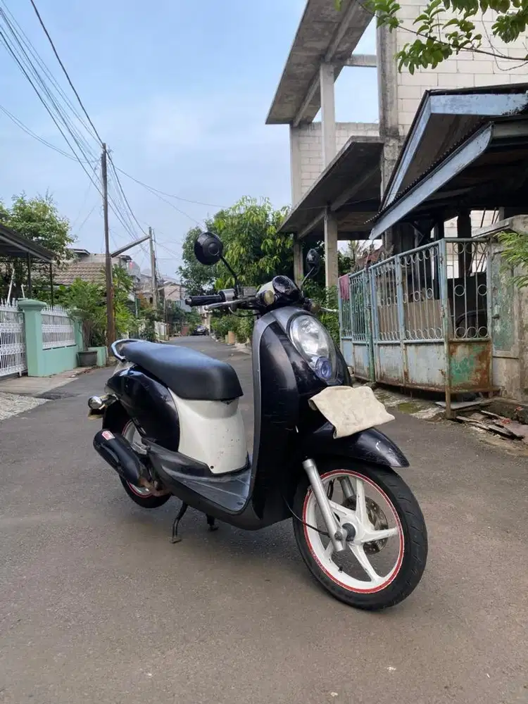 HONDA SCOOPY 2010