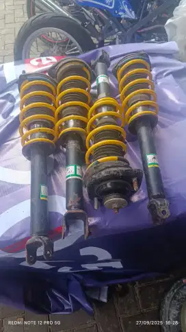 Shokbreker Mazda MX -5 original bawaan pabrik