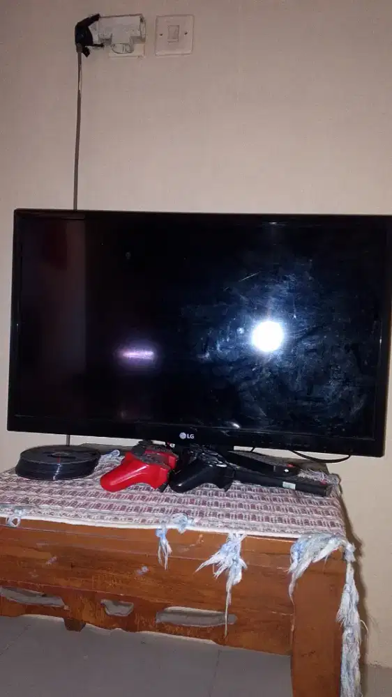 dijual tv LG LED pemakaian 3 bulan