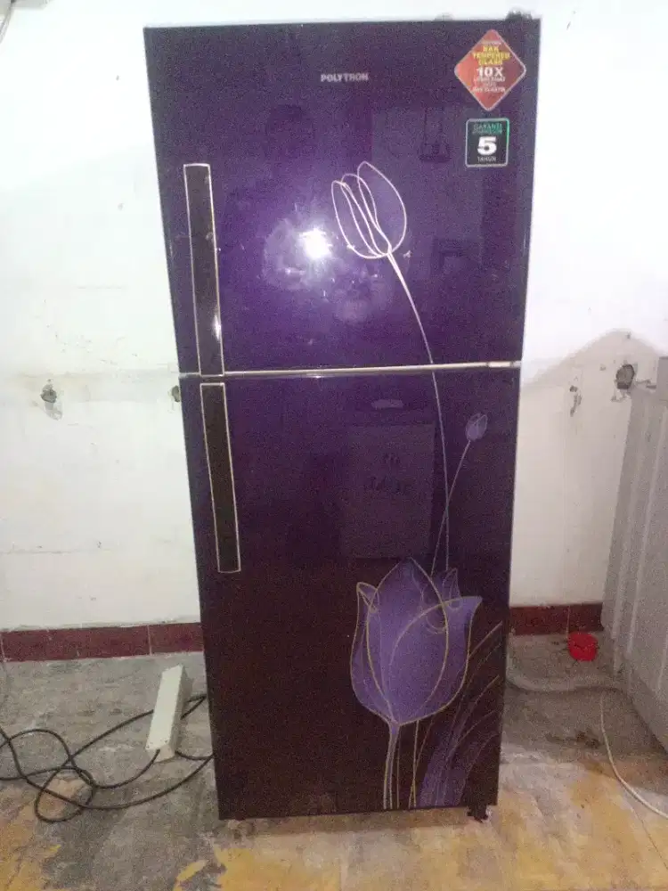 Jual kulkas 2 pintu Merc Polytron kaca kembang