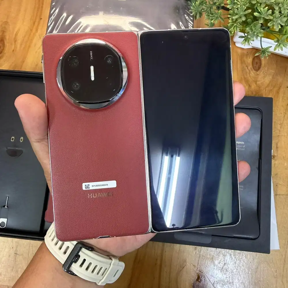 Huawei Mate x6 12/512GB Nebula Red Super Mulus Garansi resmi