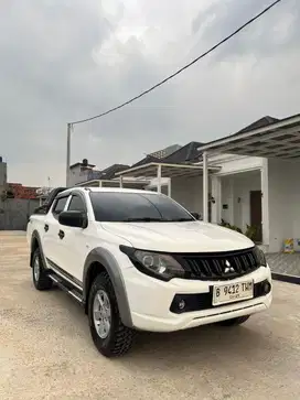 Strada triton hdx 4x4 manual km 69rb tahun 2017