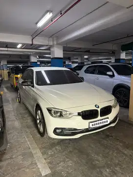 BMW 320i 2016 Bensin