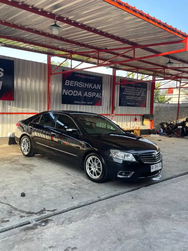 TOYOTA CAMRY V /at Tahun 2012
