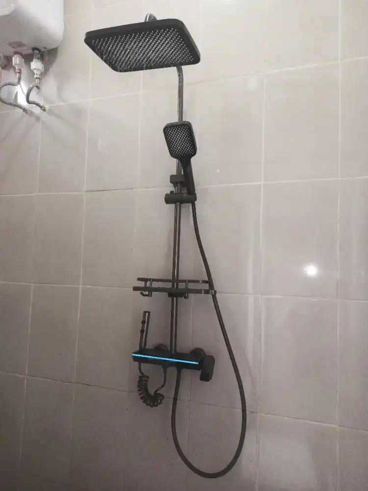 Jasa pasang dan service water heater