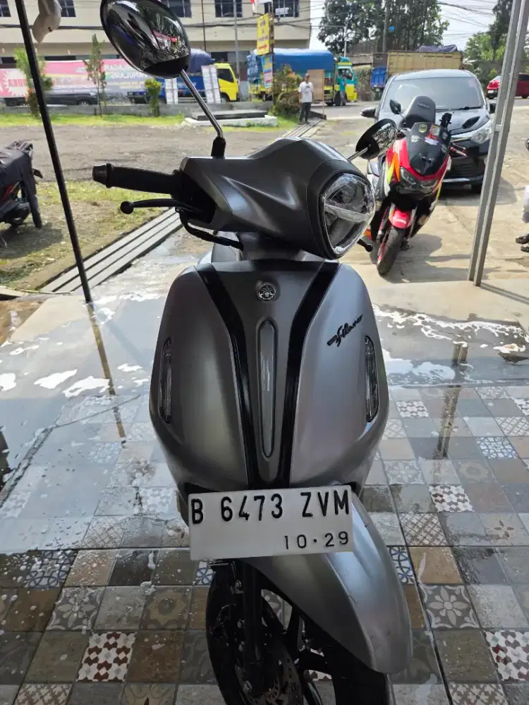 Yamaha Grand Filano 2024 Lux Silver