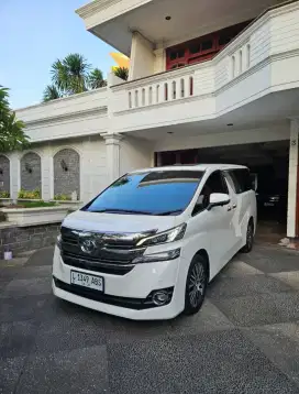 TOYOTA VELLFIRE G 2017