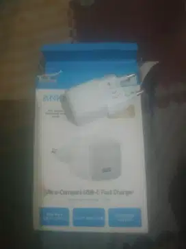 Adopter anker iPhone cuma dibuka dr dus aja