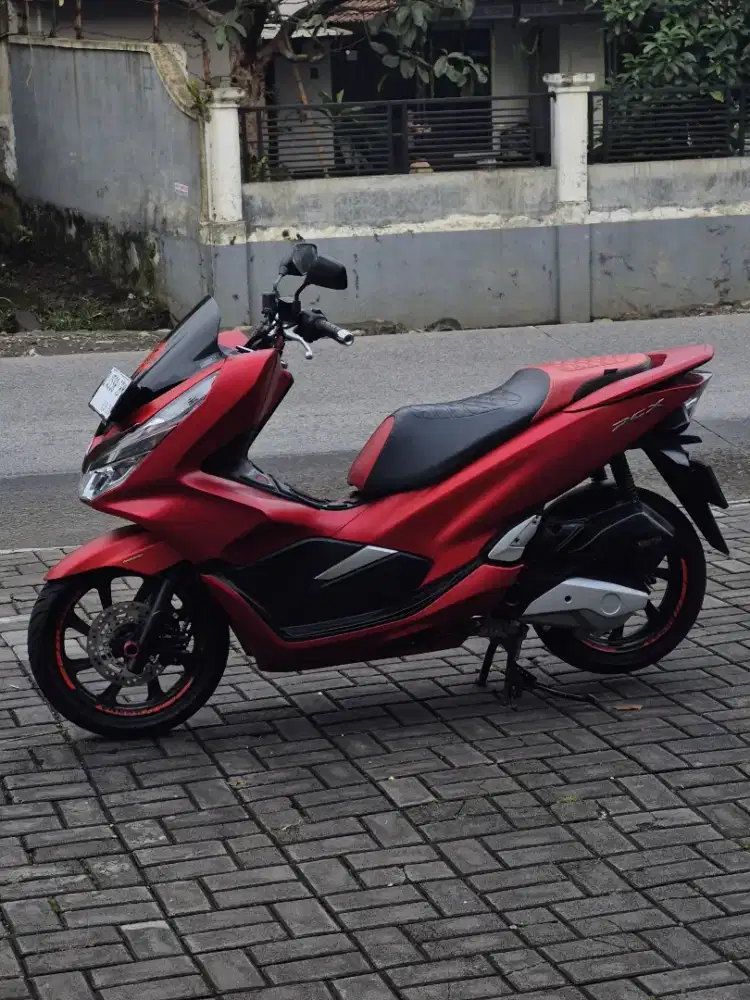 HONDA PCX 150 CBS 2020 KM 30RB ASLI SIAP PAKAI