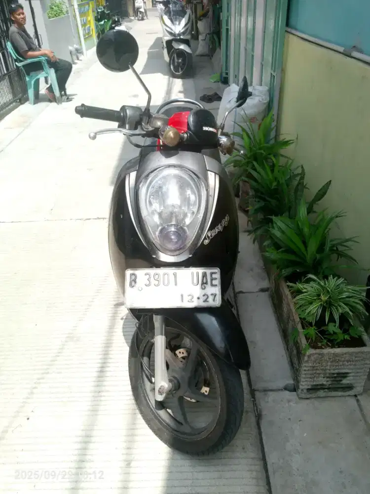 Scoopy karbu 2012