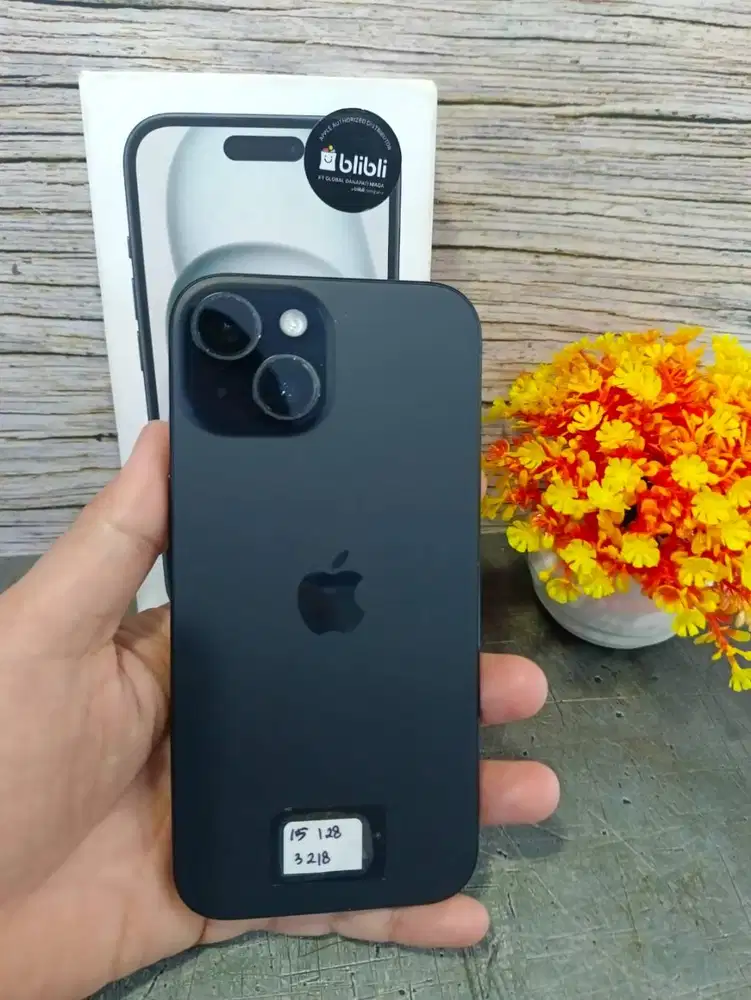 IPHONE 15 128gb SECOND INDO
