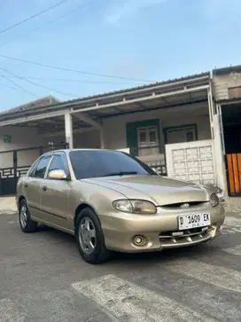 Hyundai Accent 2000 Bensin