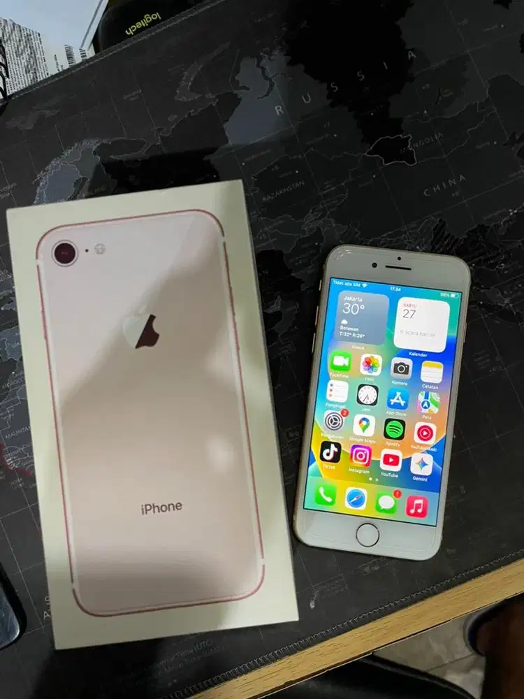 iPhone 8 Gold 64GB – Mulus, Original Semua