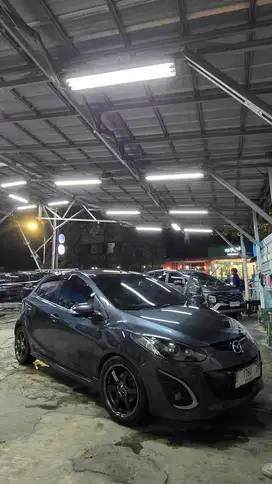 Mazda 2 2013 Bensin