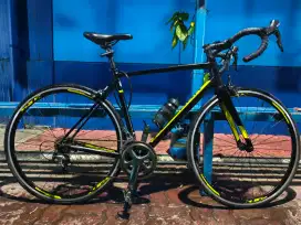 SEPEDAH POLYGON STRATTOS S4 (2016)