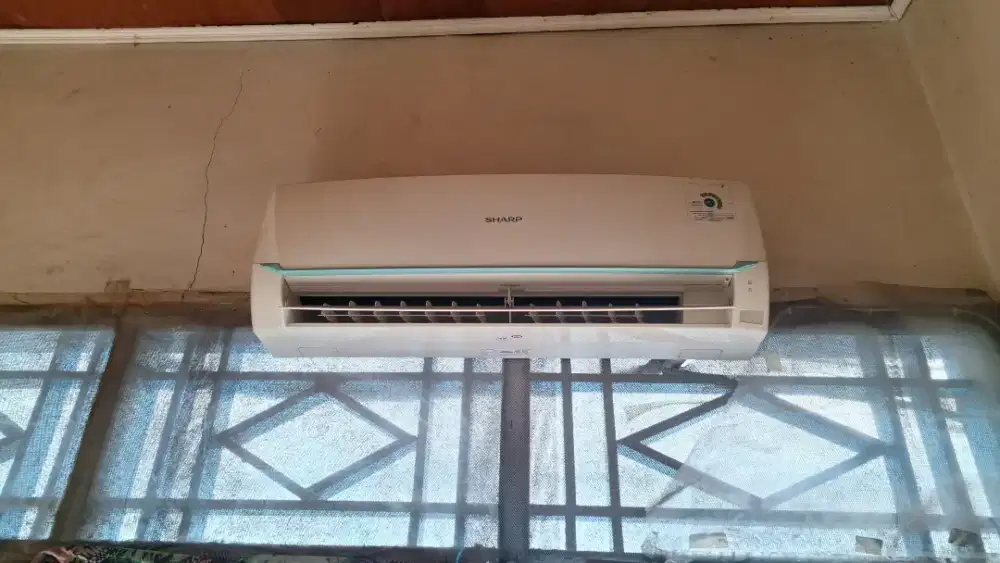 AC SHARP Thailand 1/2 PK Bekas
