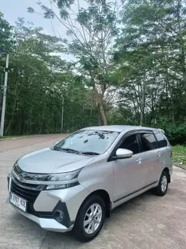 Xenia R Manual 2019