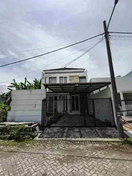 Dijual Rumah Tenggilis Mejoyo Semi Furnish
