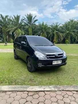 Innova 2.0 G 2005