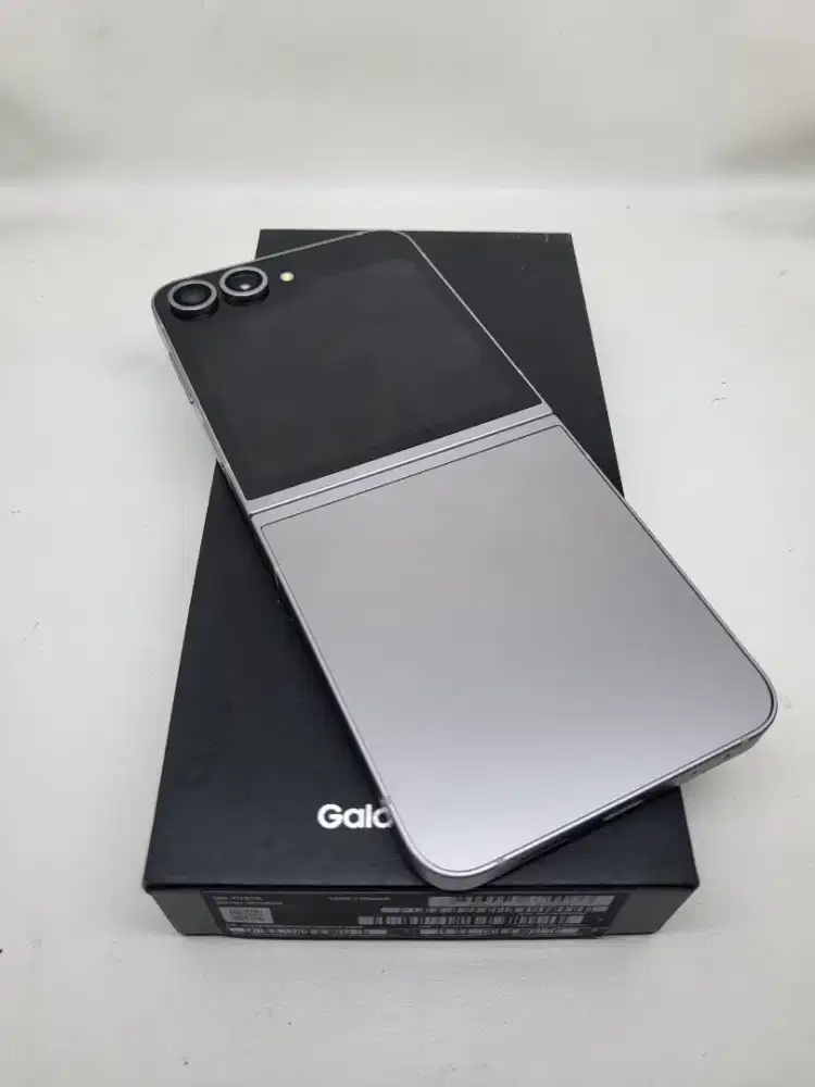 Samsung Galaxy Flip 6 12/256GB Ex SEIN