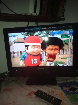 Tv 24 inc lcd Toshiba