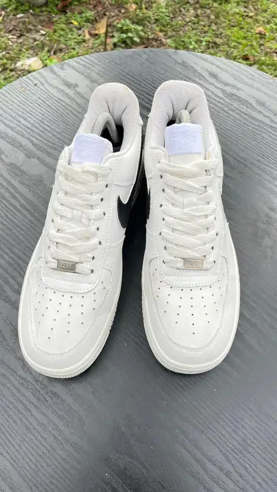 Nike Air Force 1 Low