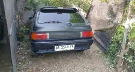 Mobil Mazda mr Tahun 1993