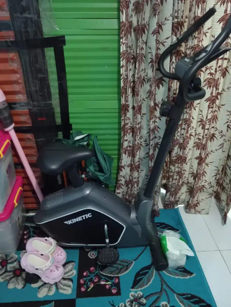 sepeda statis spin / Alat Fitnes spinning bike