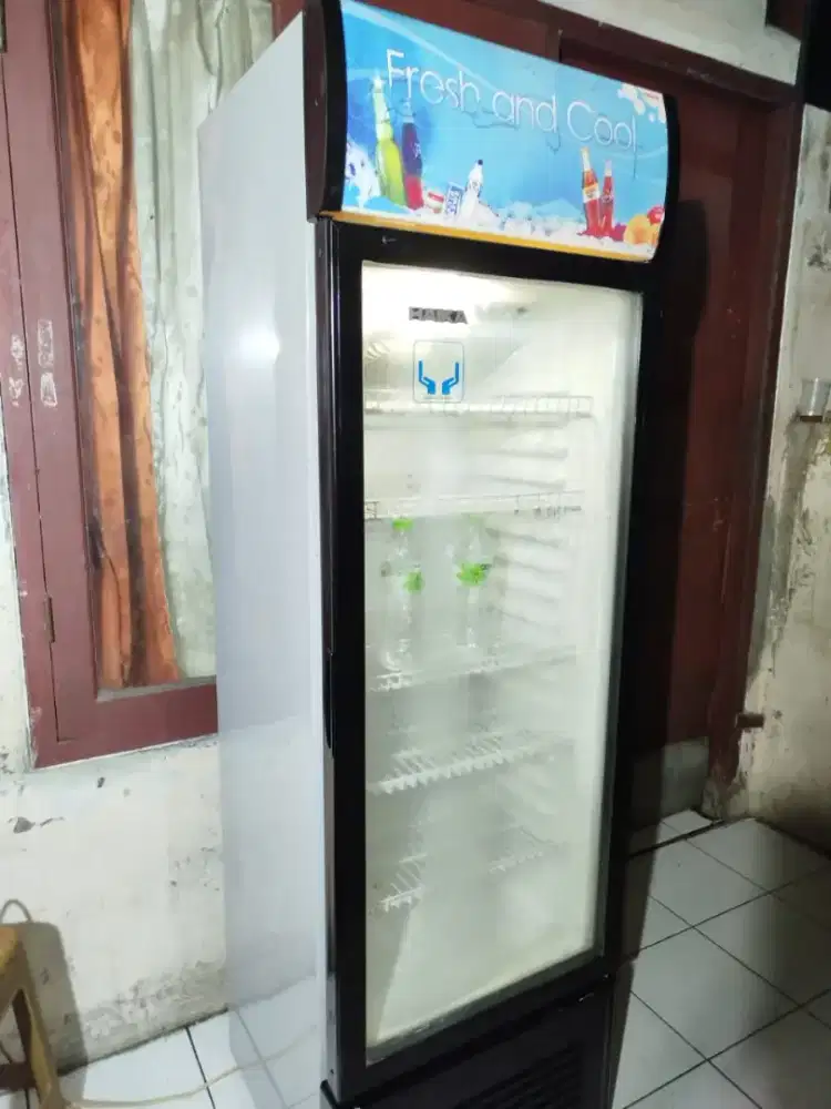 Dijual ShowCase Merk Haika 5 Rak Ory