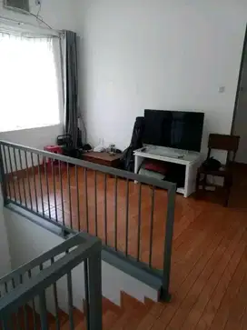 Dijual Cepat Rumah di Komplek Taman Kopo Melati