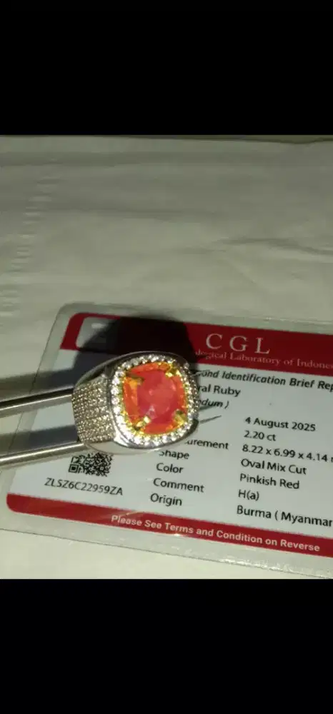 Ruby Burma oval cut + memo