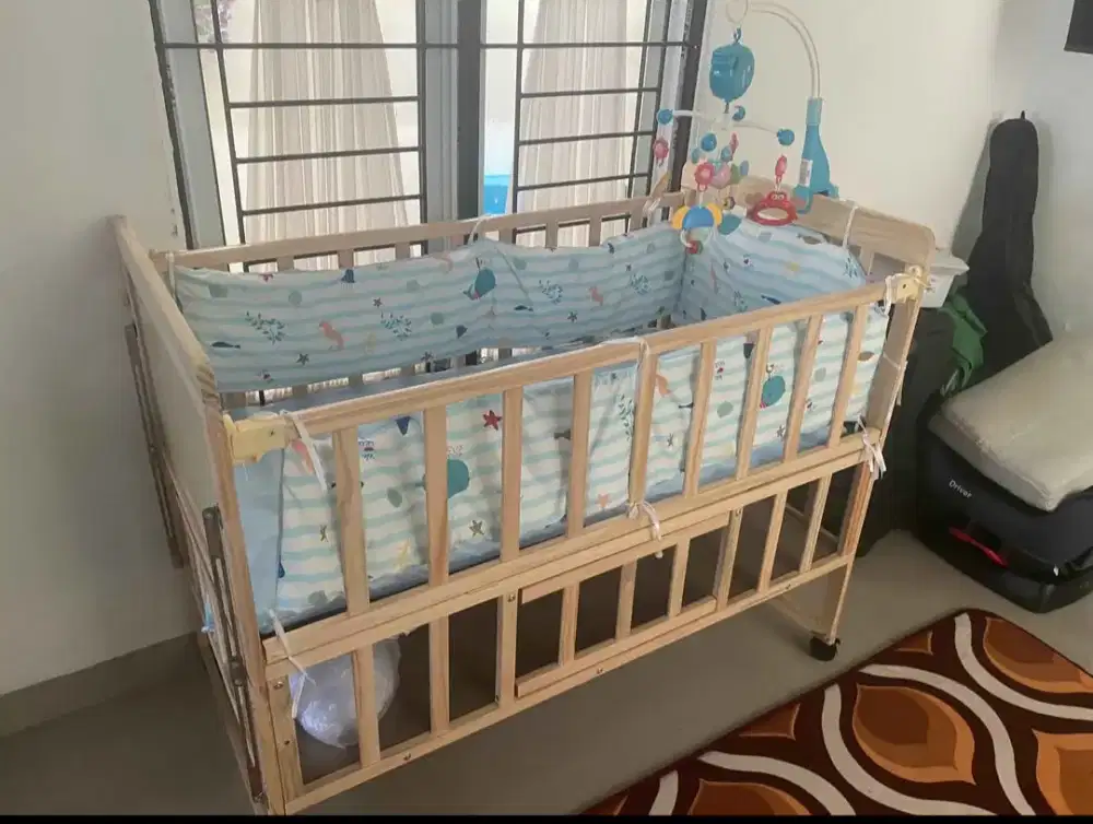 dijual ranjang bayi kayu