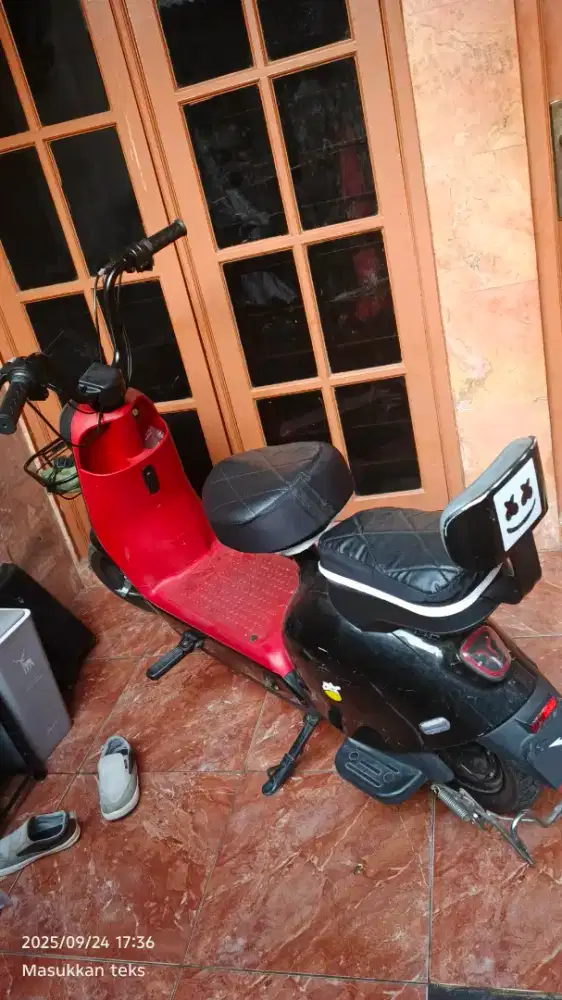 Uwinfly sepeda listrik RF 7