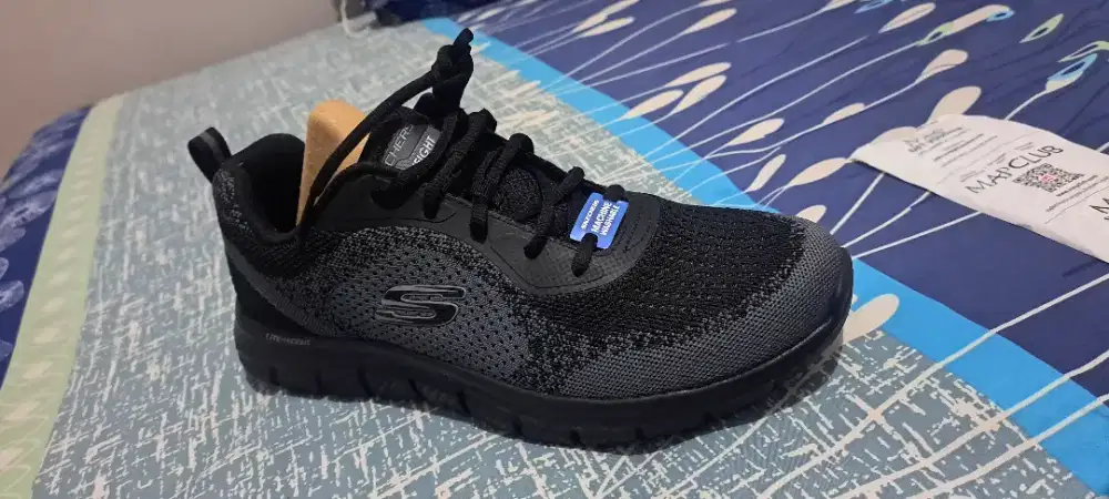Sepatu Skechers SKE Sport Track Black