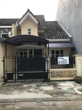 Dijual Rumah 2 Lantai Apik di Citra Raya Cikupa Tangerang