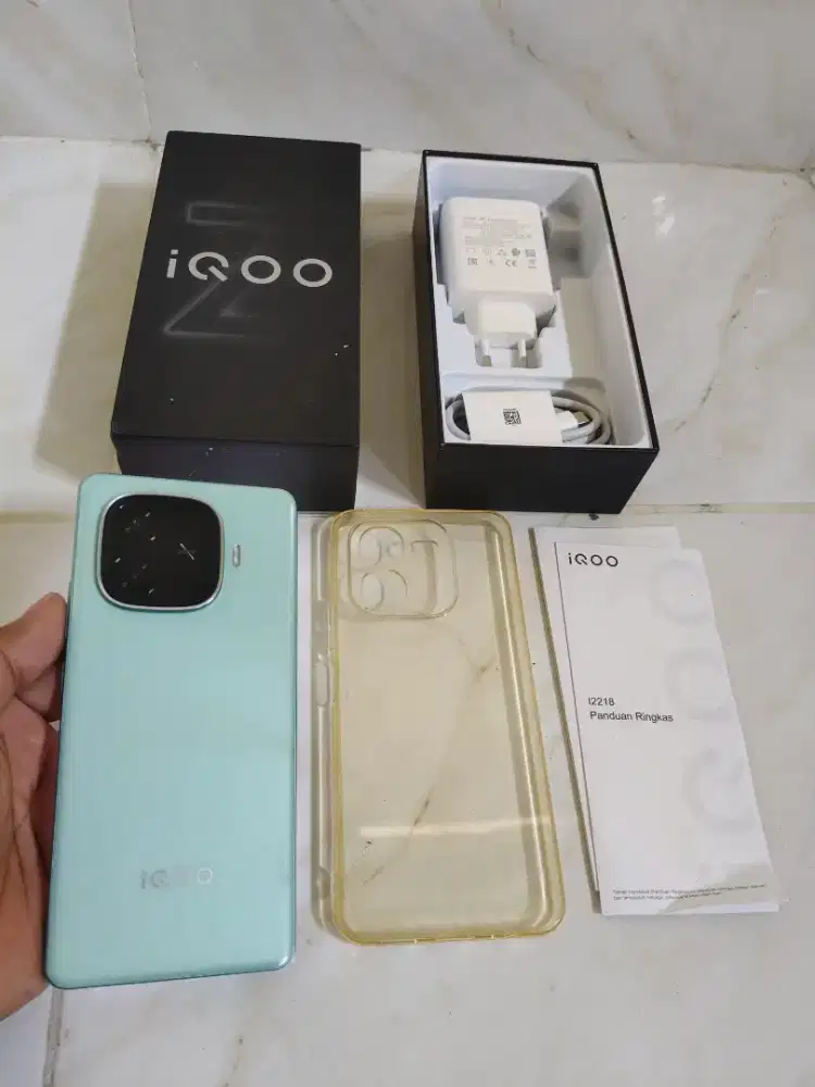 Iqoo z9 5g 8/256 garansi resmi