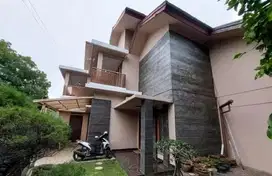 Murah Rumah Nyaman dan Asri di Setra Dago Antapani