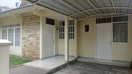 Dijual Rumah siap huni di Bintaro Sektor 2 row jalan lebar