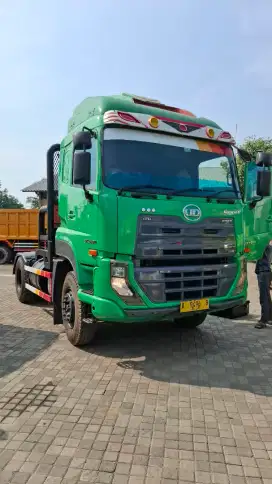 QUESTER GKE 280 HEAD TRAILER