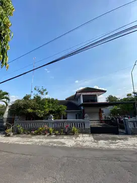 BU, Rumah Bernuansa Libur Setiap Hari