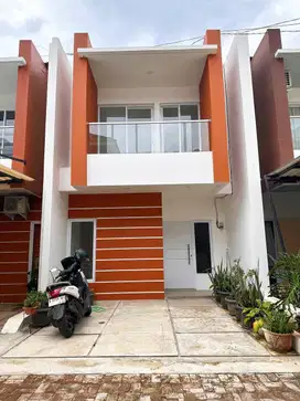 Rumah Dijual MURAH Siap Huni Jatikramat Jatiasih Kota Bekasi Dekat Stasiun LRT Cikunir [AR165]
