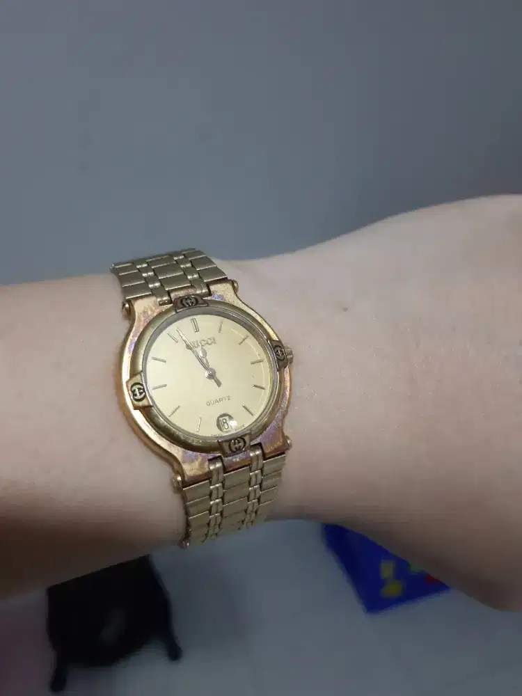 Jam tangan unisex merek Gucci Gold Plated Vintage Original