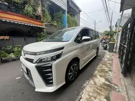 Toyota Voxy 2018 Bensin
