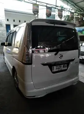Dp 20 jt Nissan Serena 2.0 HWS Autech Panoramic 2015 Top