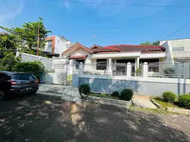 Dijual Cepat dibawah NJOP, Rumah Di BSI, Hook, Pojok, Lt. 340