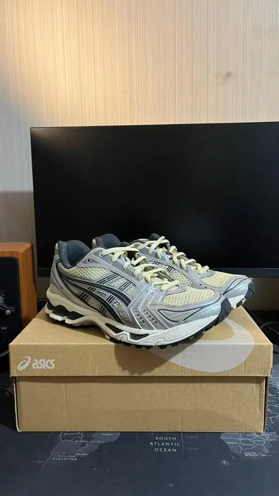 Asics Gel Kayano 14 Oyster White Steeple Grey