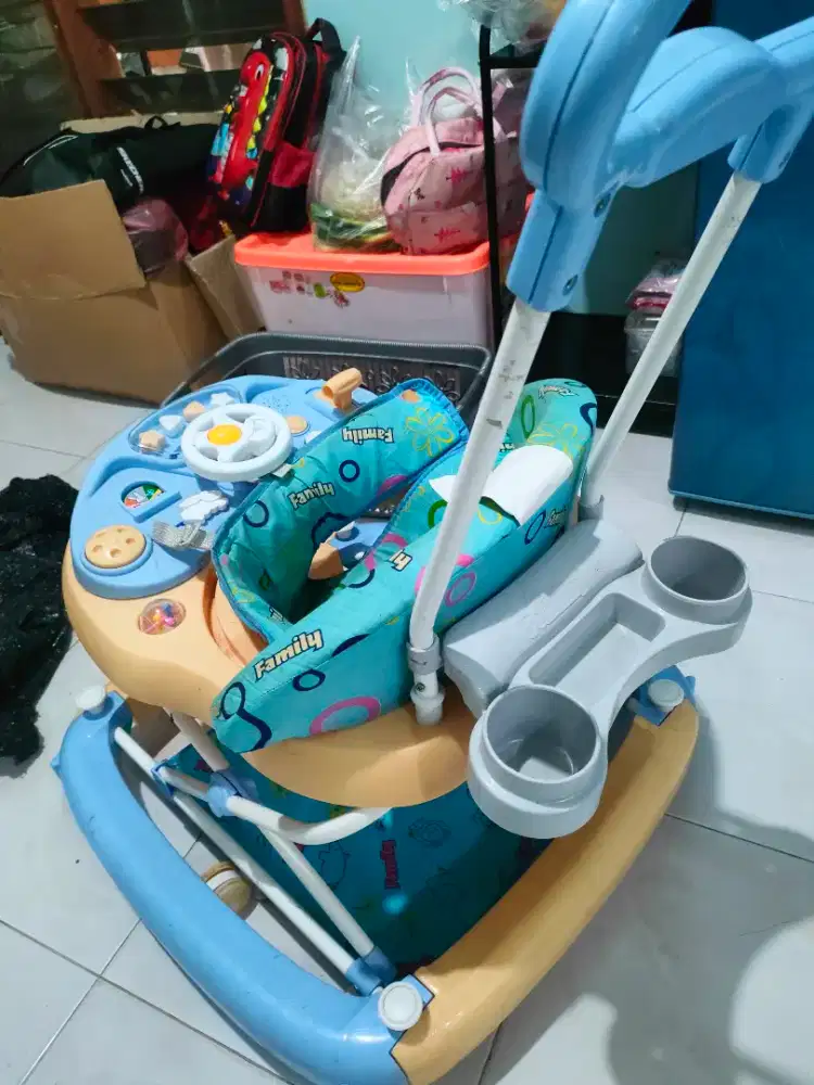 Babywalker merek Family